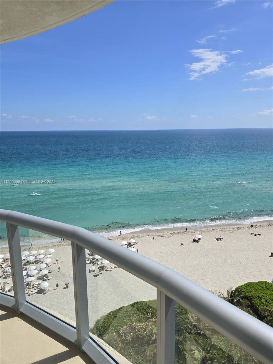 Sunny Isles Beach, FL 33160,17315 Collins Ave #1402