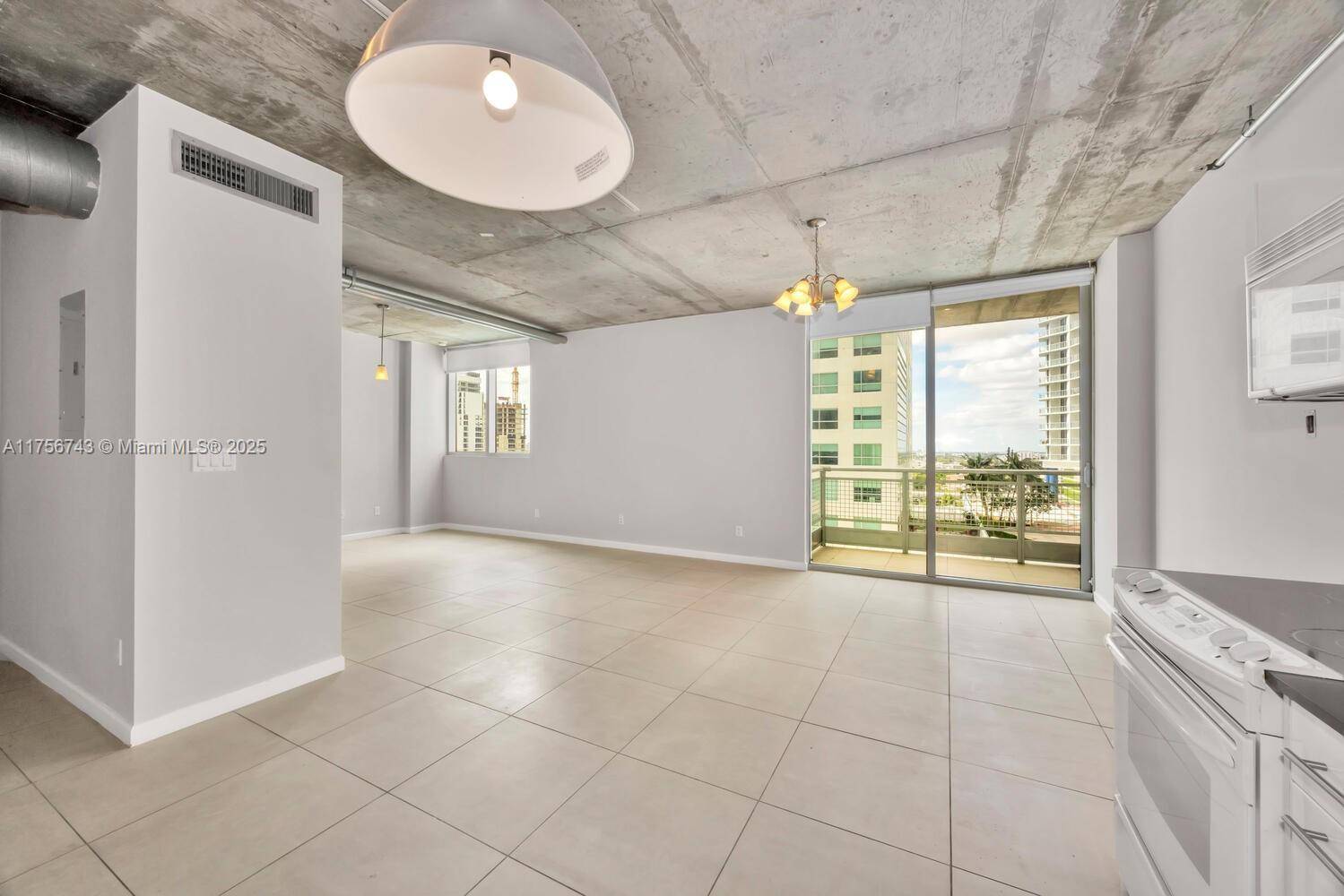 Miami, FL 33130,690 SW 1st Ct #1730