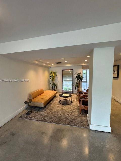 North Bay Village, FL 33141,7928 West Dr #304