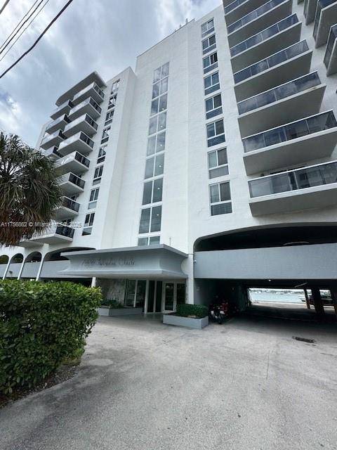 North Bay Village, FL 33141,7928 West Dr #304