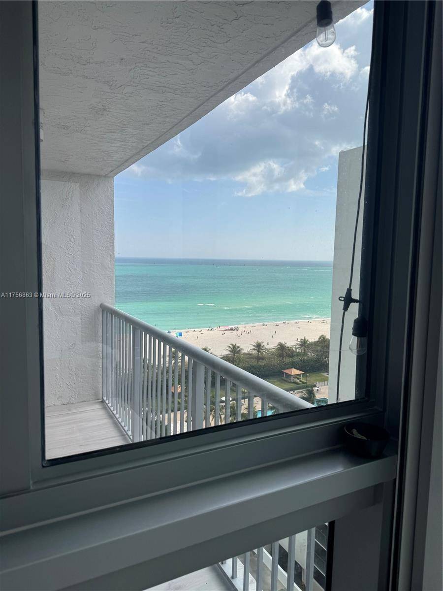 Miami Beach, FL 33140,2655 Collins Ave #1606