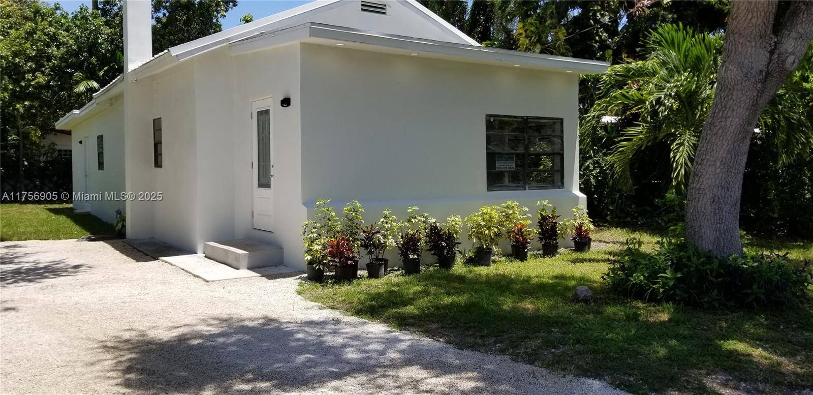 North Miami Beach, FL 33160,2465 NE 184th St