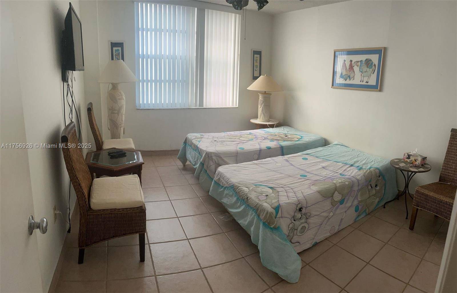 Aventura, FL 33160,2750 NE 183rd St #203