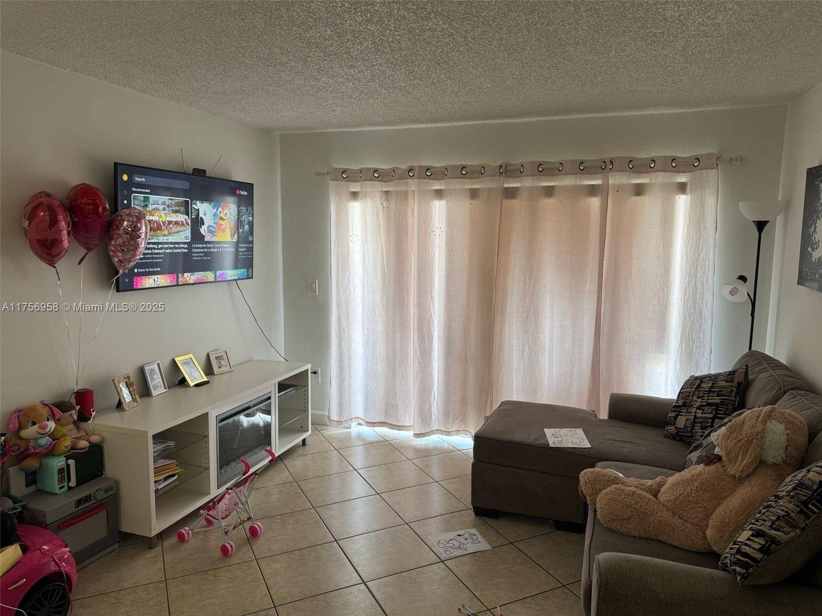 Hialeah, FL 33012,6095 W 18th Ave #S227