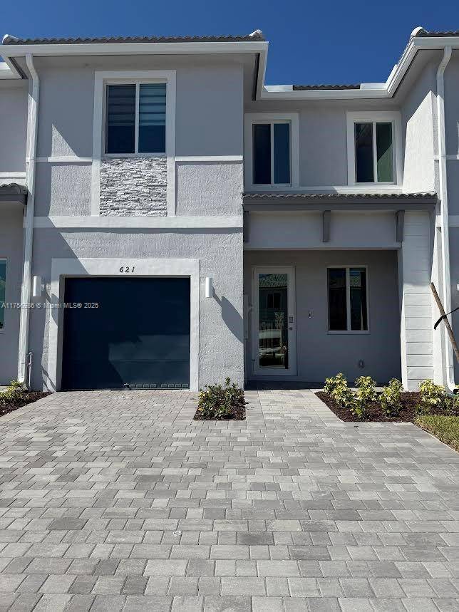 Homestead, FL 33034,621 SE 13 TH STREET CIR