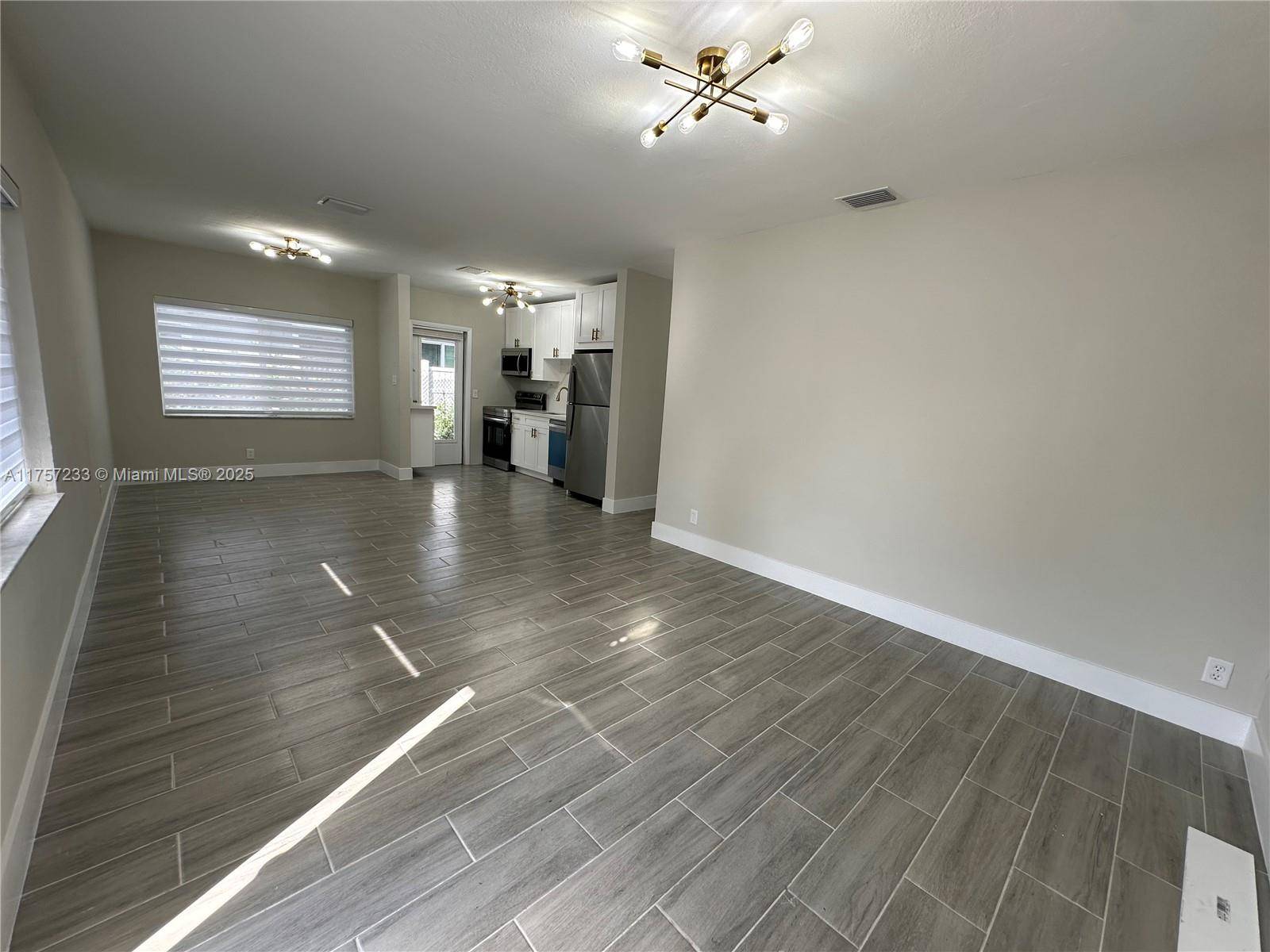 Fort Lauderdale, FL 33311,1300 NW 7th Ter
