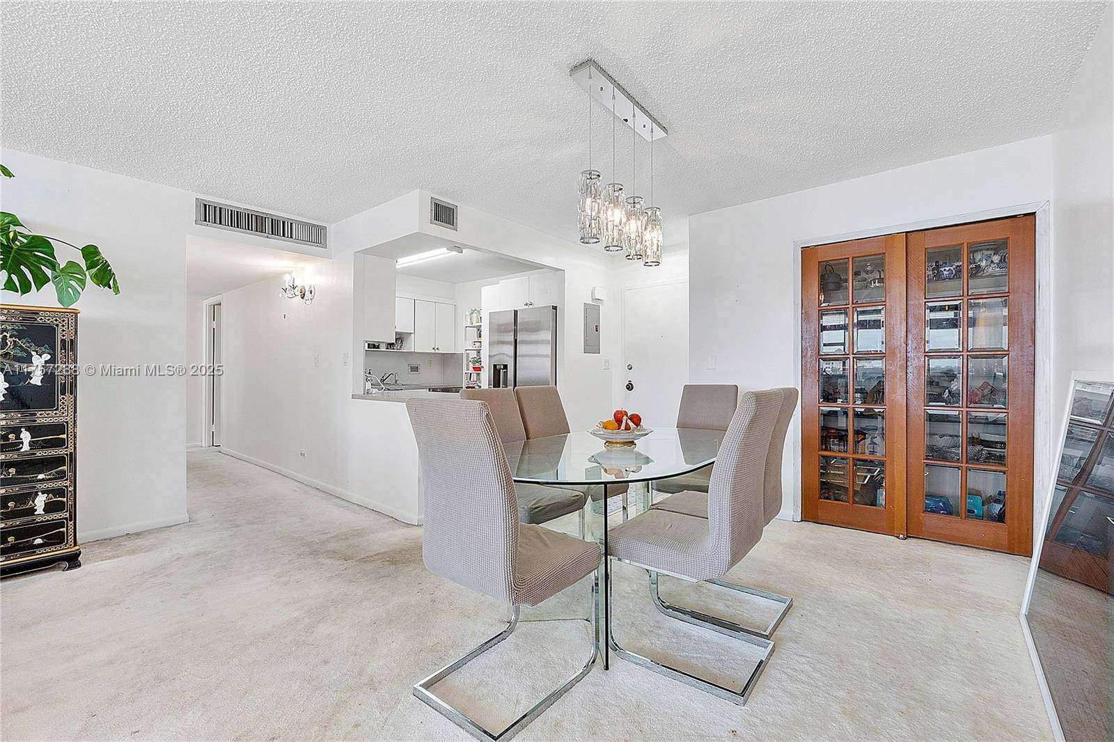 Bay Harbor Islands, FL 33154,10101 E Bay Harbor Dr #702