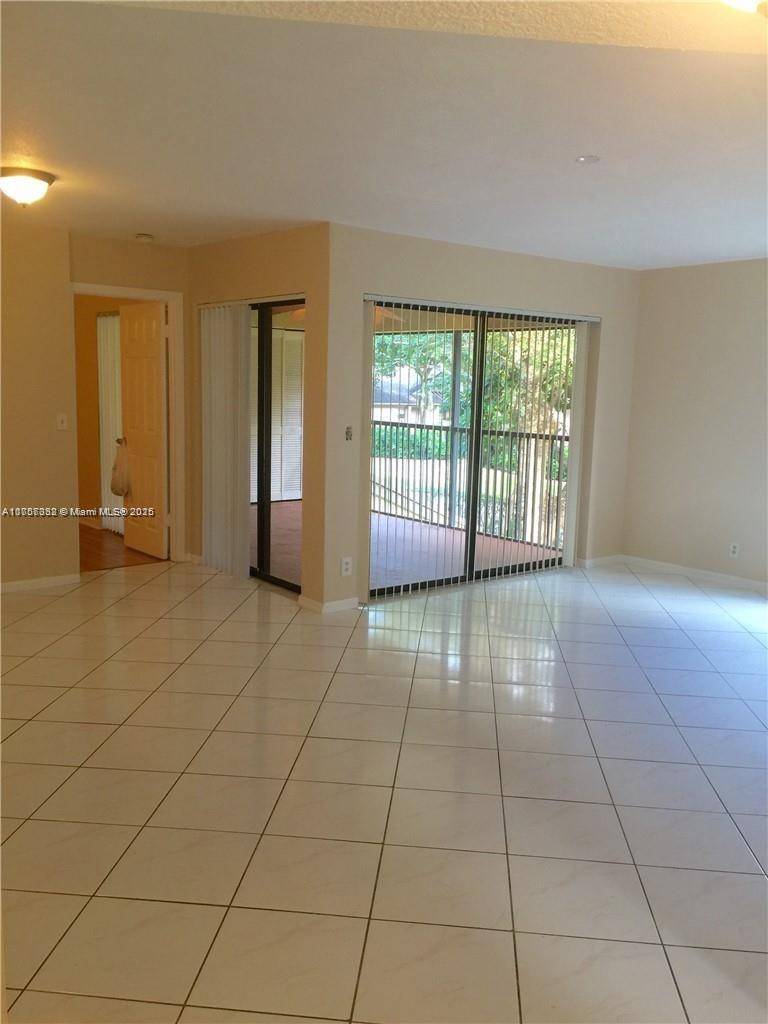 Coconut Creek, FL 33063,3883 Cocoplum Cir #3505