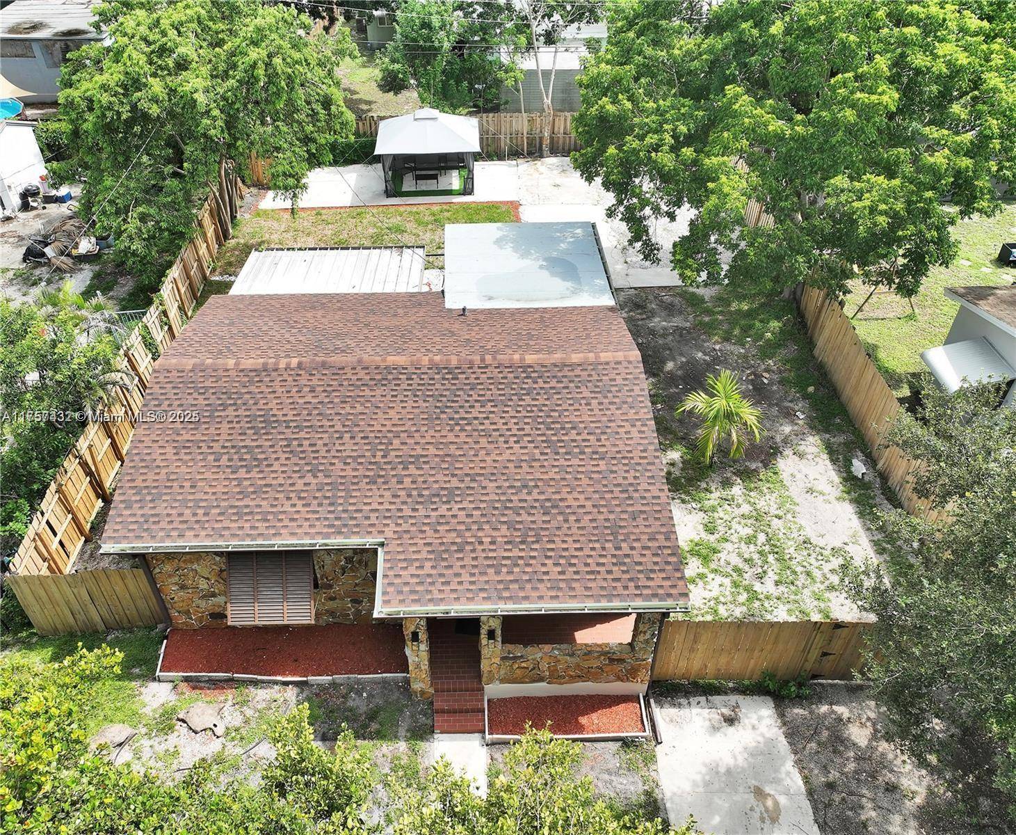 Hollywood, FL 33024,6444 Mcclellan St