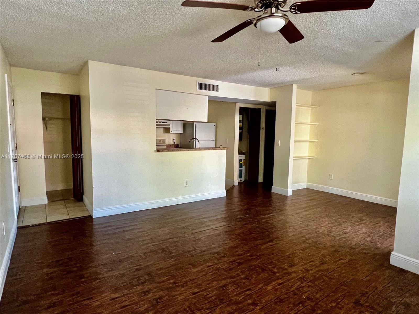 Pompano Beach, FL 33069,1239 SW 46th Ave #905