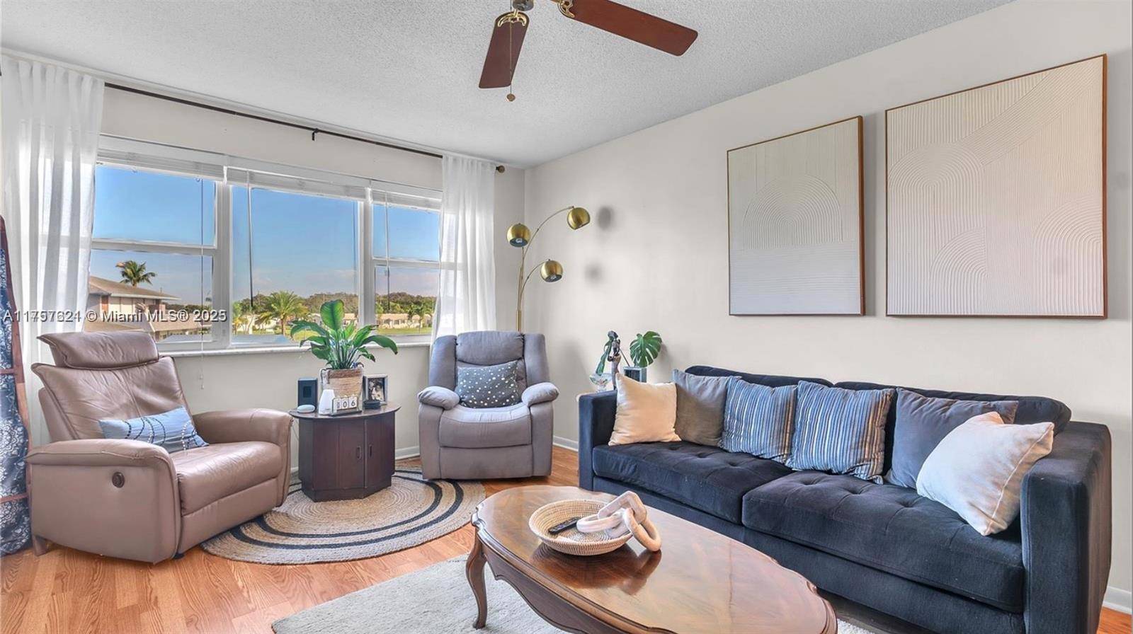 Hollywood, FL 33021,2223 Park Ln #207