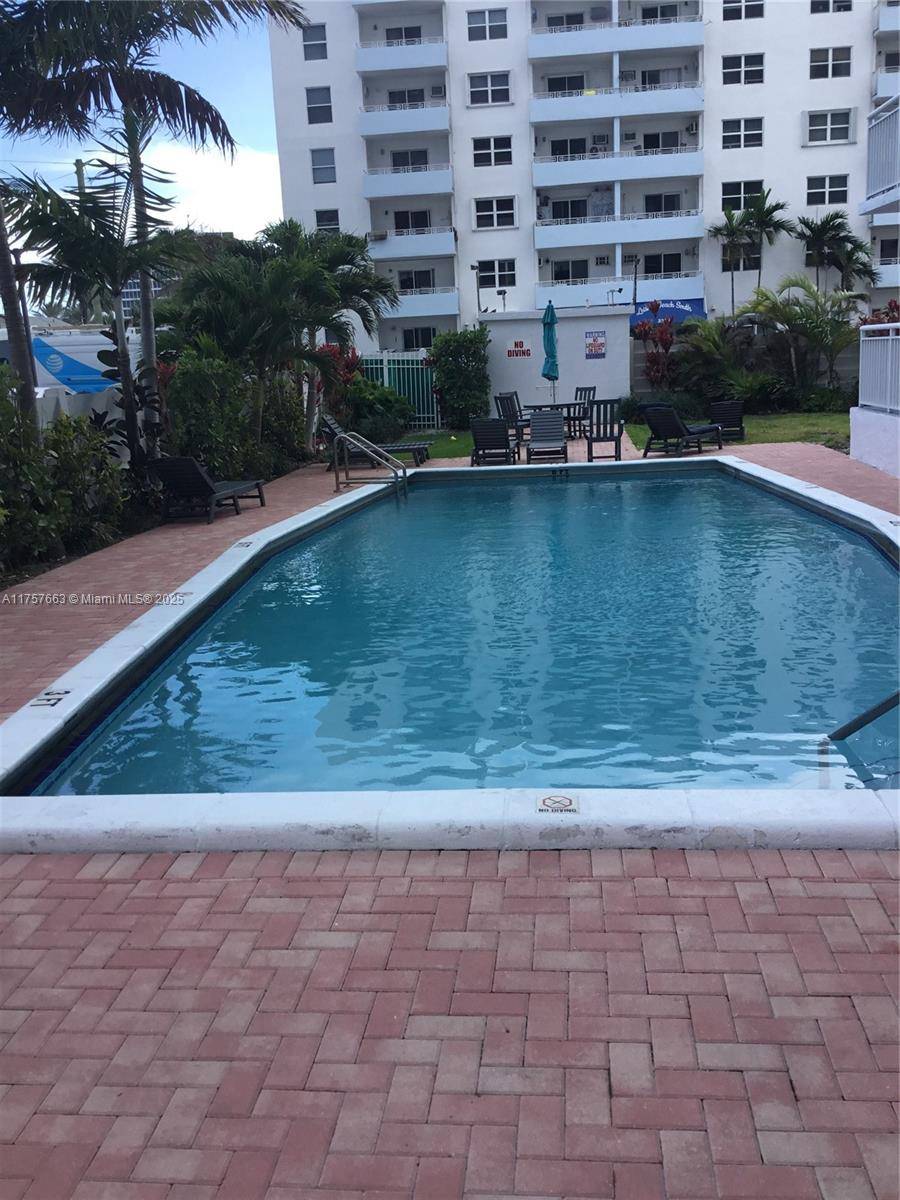 Fort Lauderdale, FL 33316,200 S Birch Rd #1111
