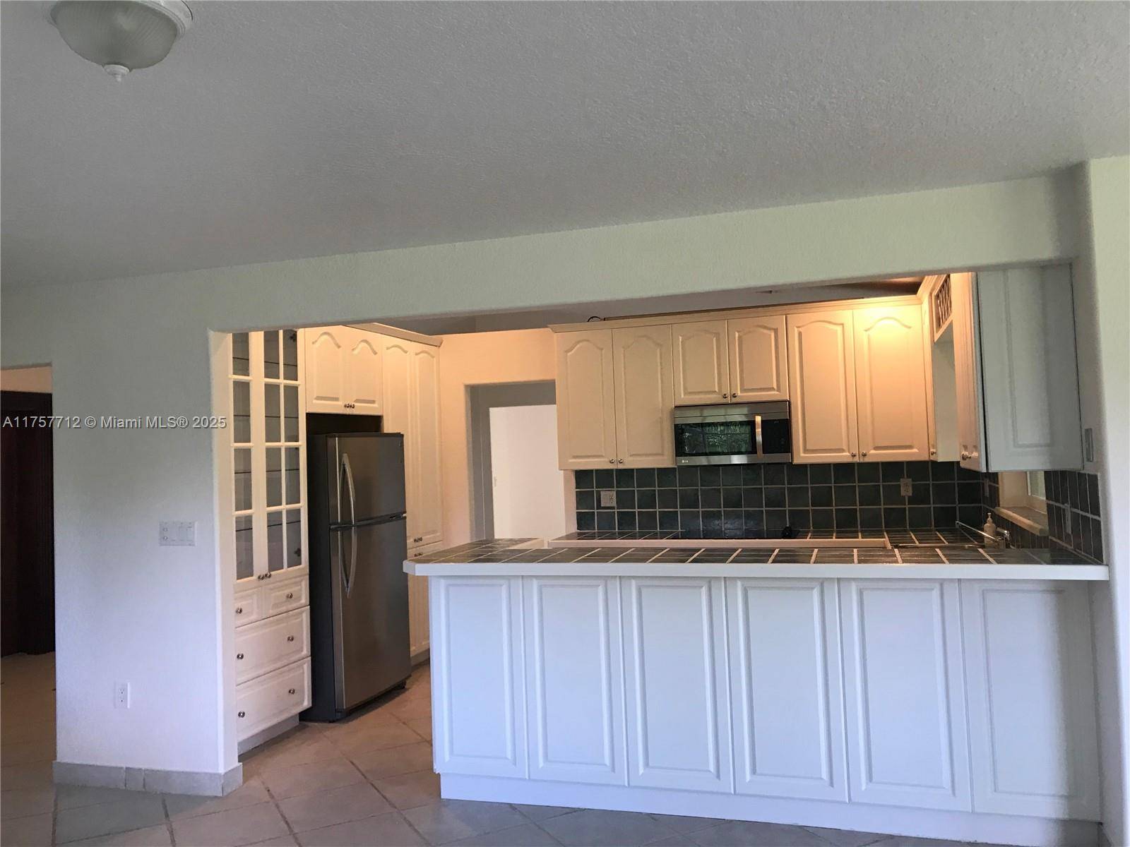 Homestead, FL 33031,22171 SW 274th St