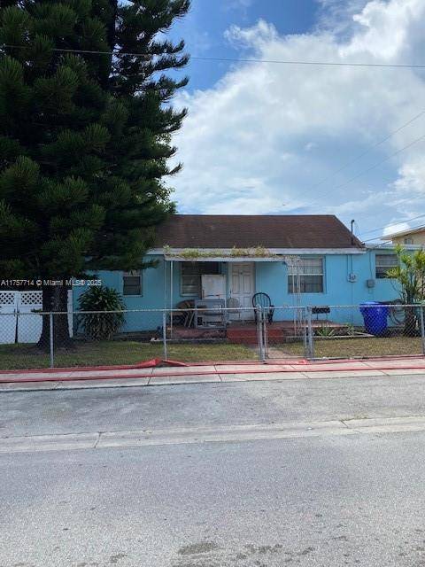 Miami, FL 33142,2158 NW 32nd St