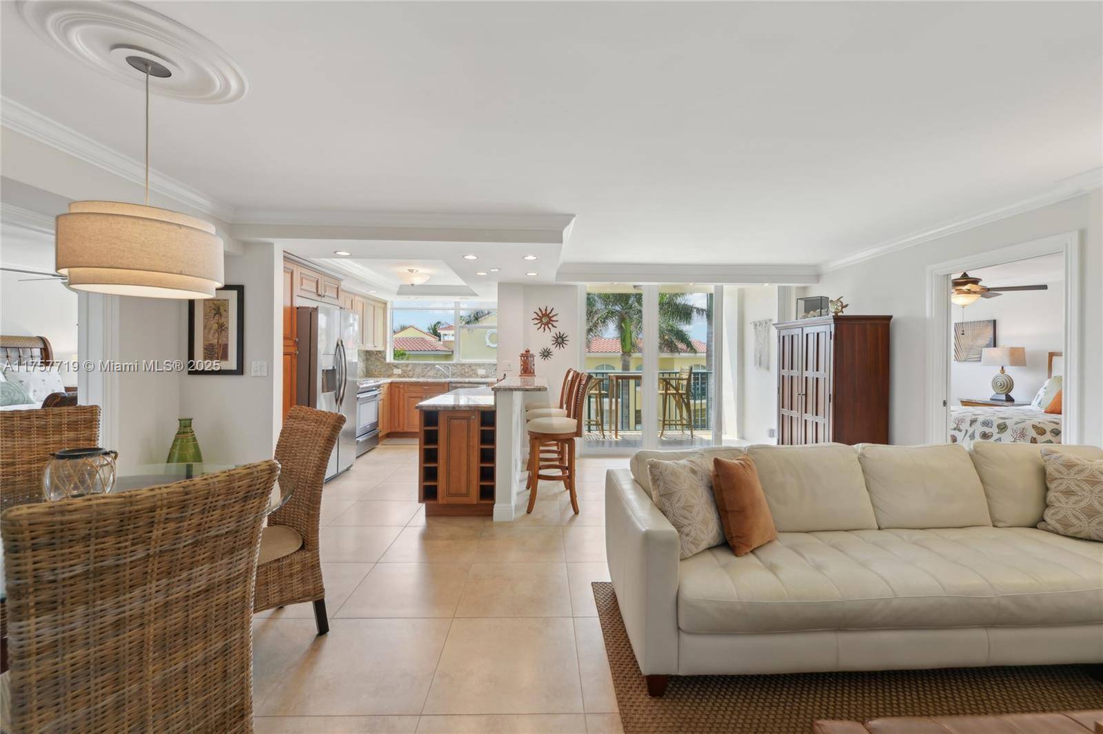 Hillsboro Beach, FL 33062,1236 Hillsboro Mile #403