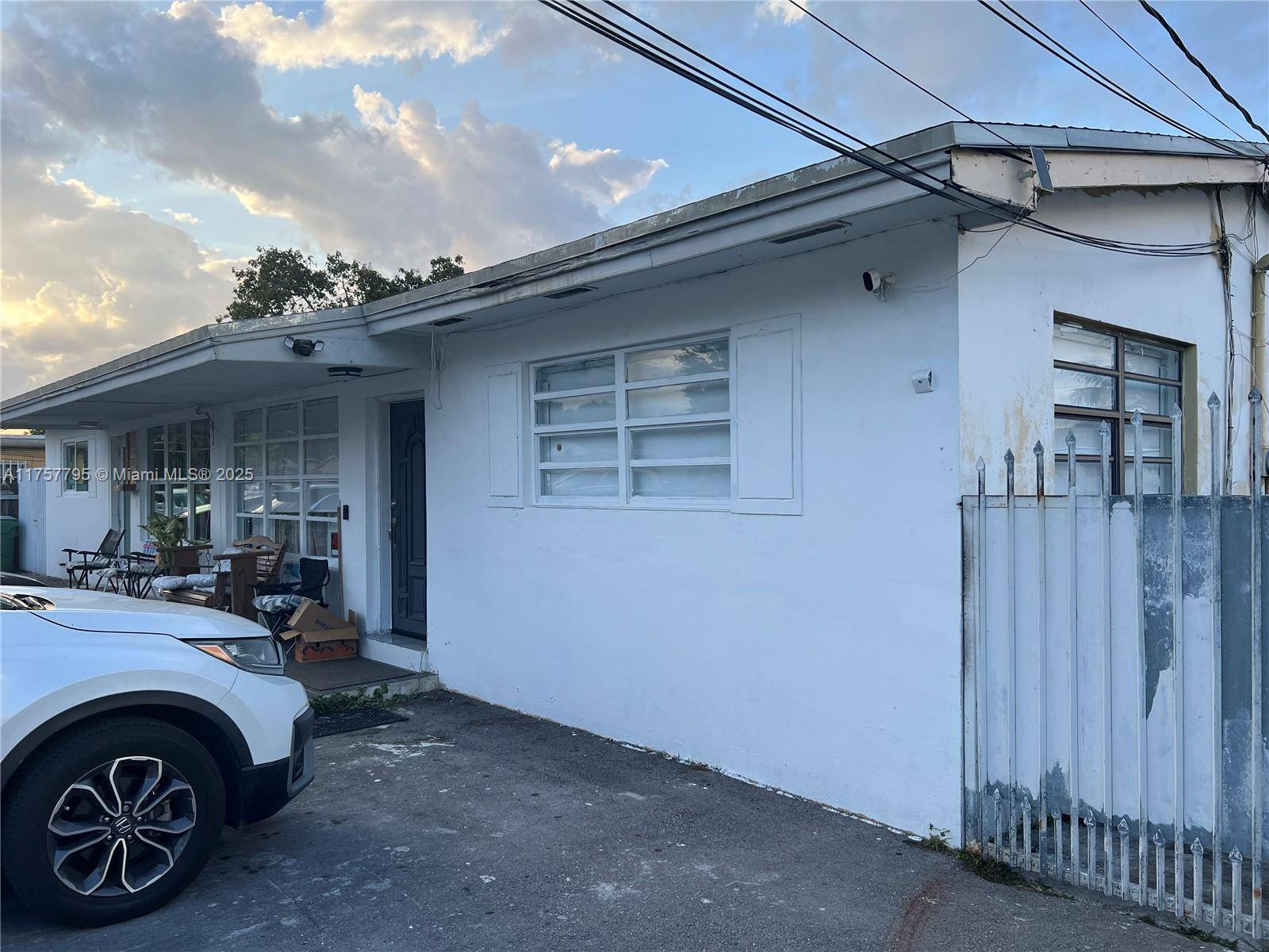 Miami, FL 33147,3211 NW 106th St