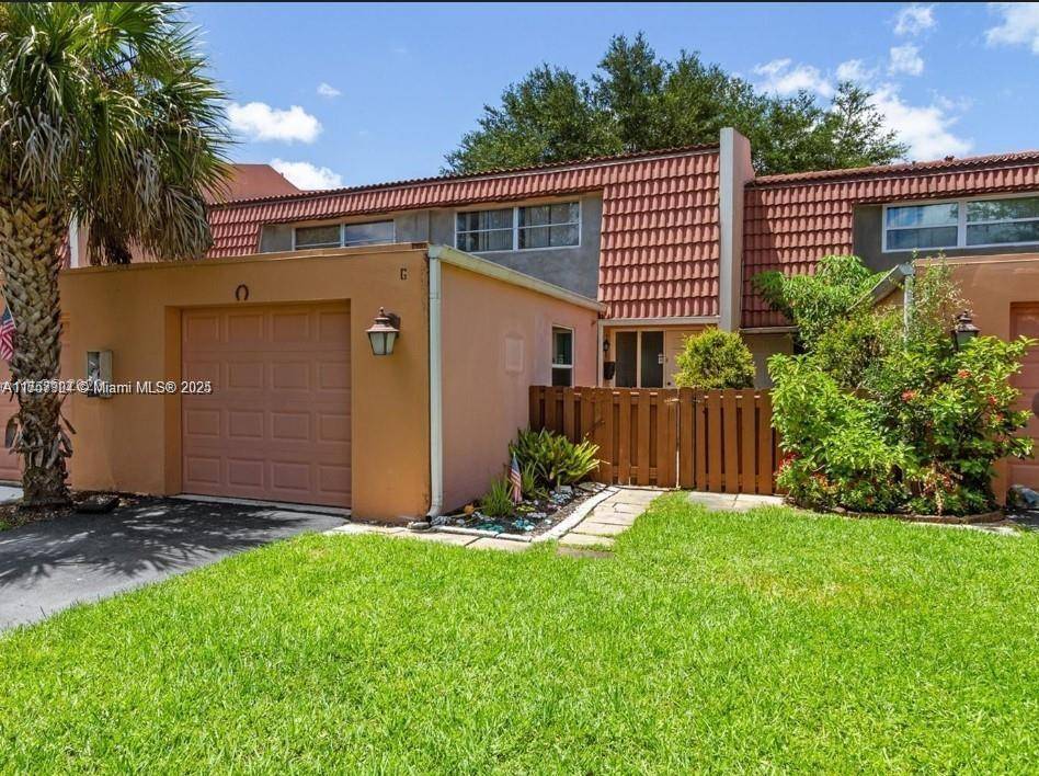 Coral Springs, FL 33065,8605 NW 35th Ct #G