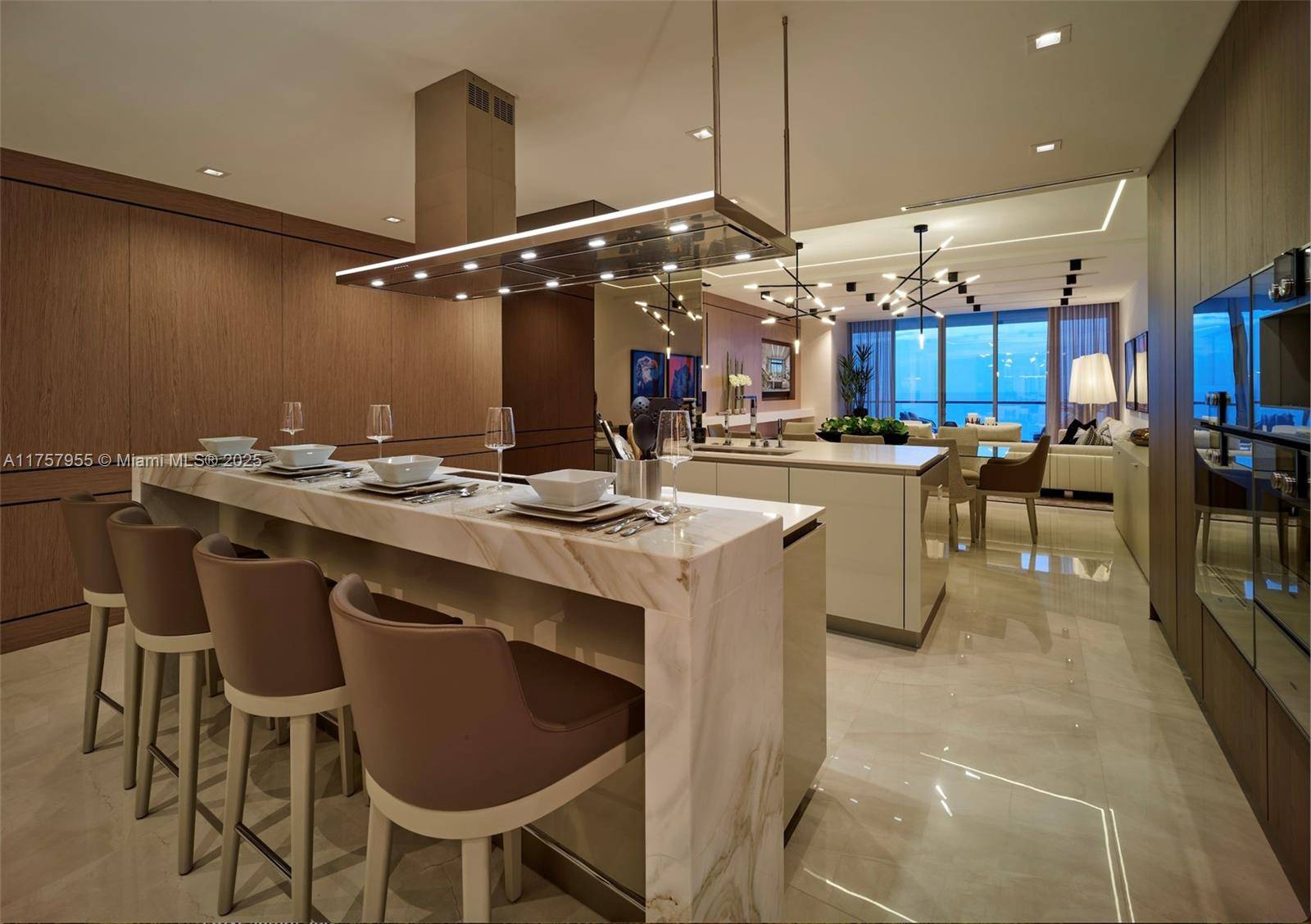 Sunny Isles Beach, FL 33160,18501 Collins Ave #1802
