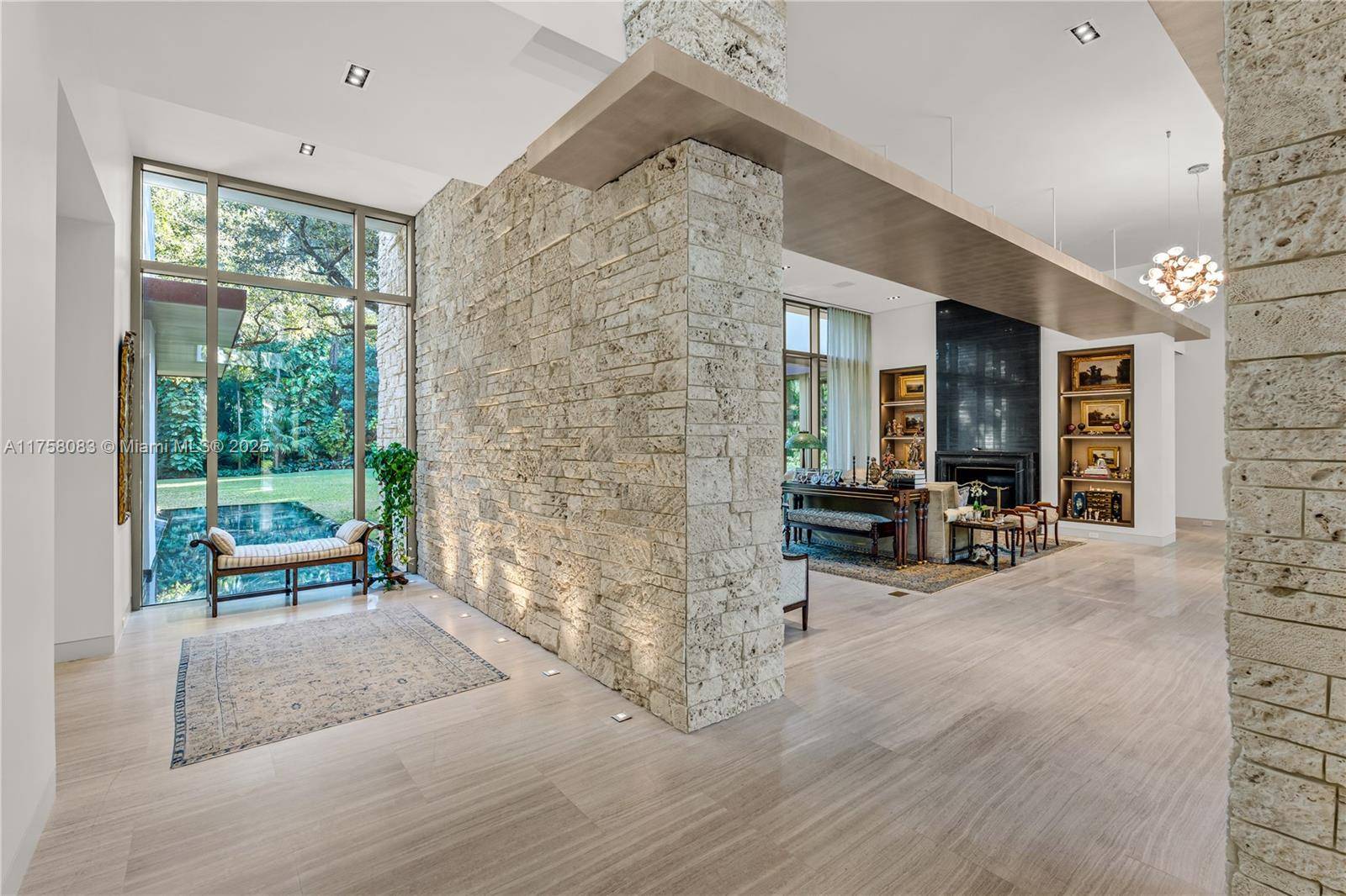 Coral Gables, FL 33156,5490 Hammock Dr