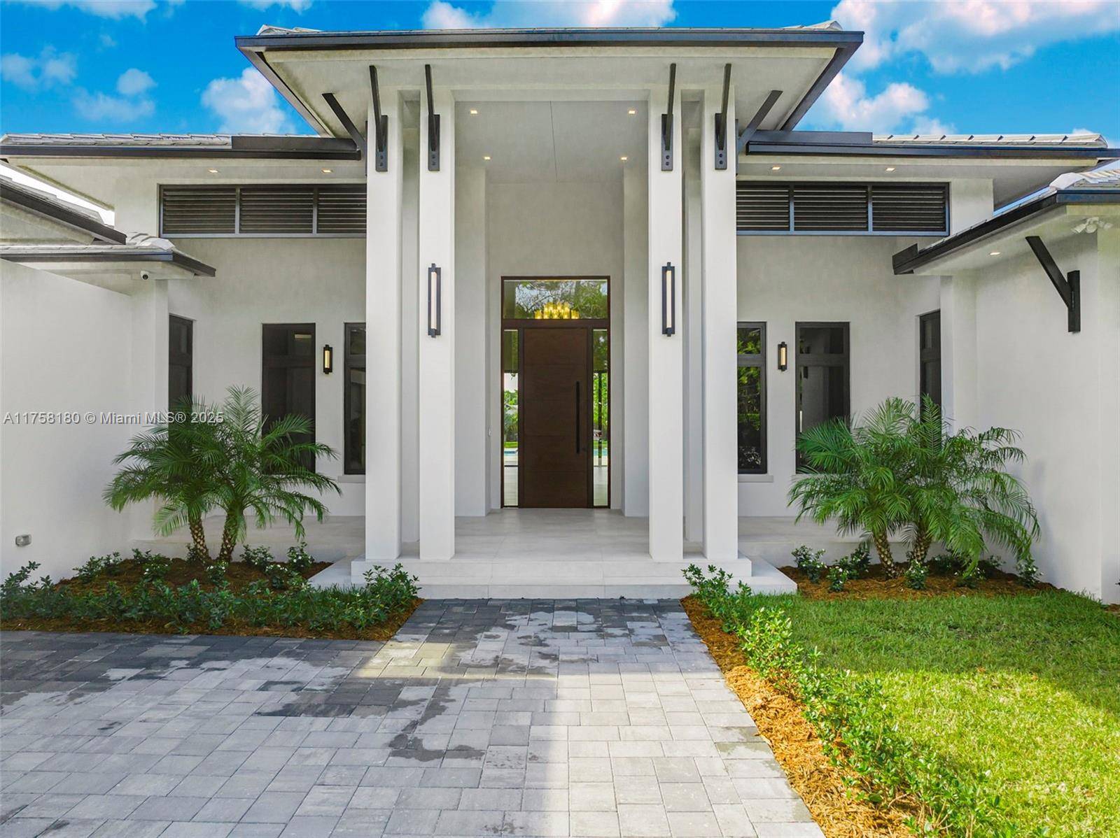 Miami, FL 33143,7110 SW 82 Ave