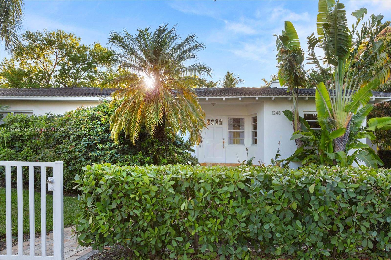Coral Gables, FL 33146,1248 S Alhambra Cir