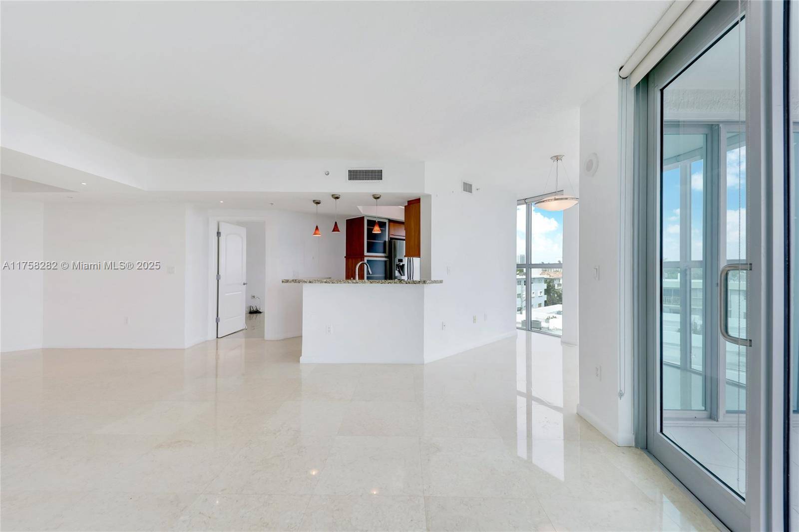 Miami Beach, FL 33139,110 Washington Ave #2607