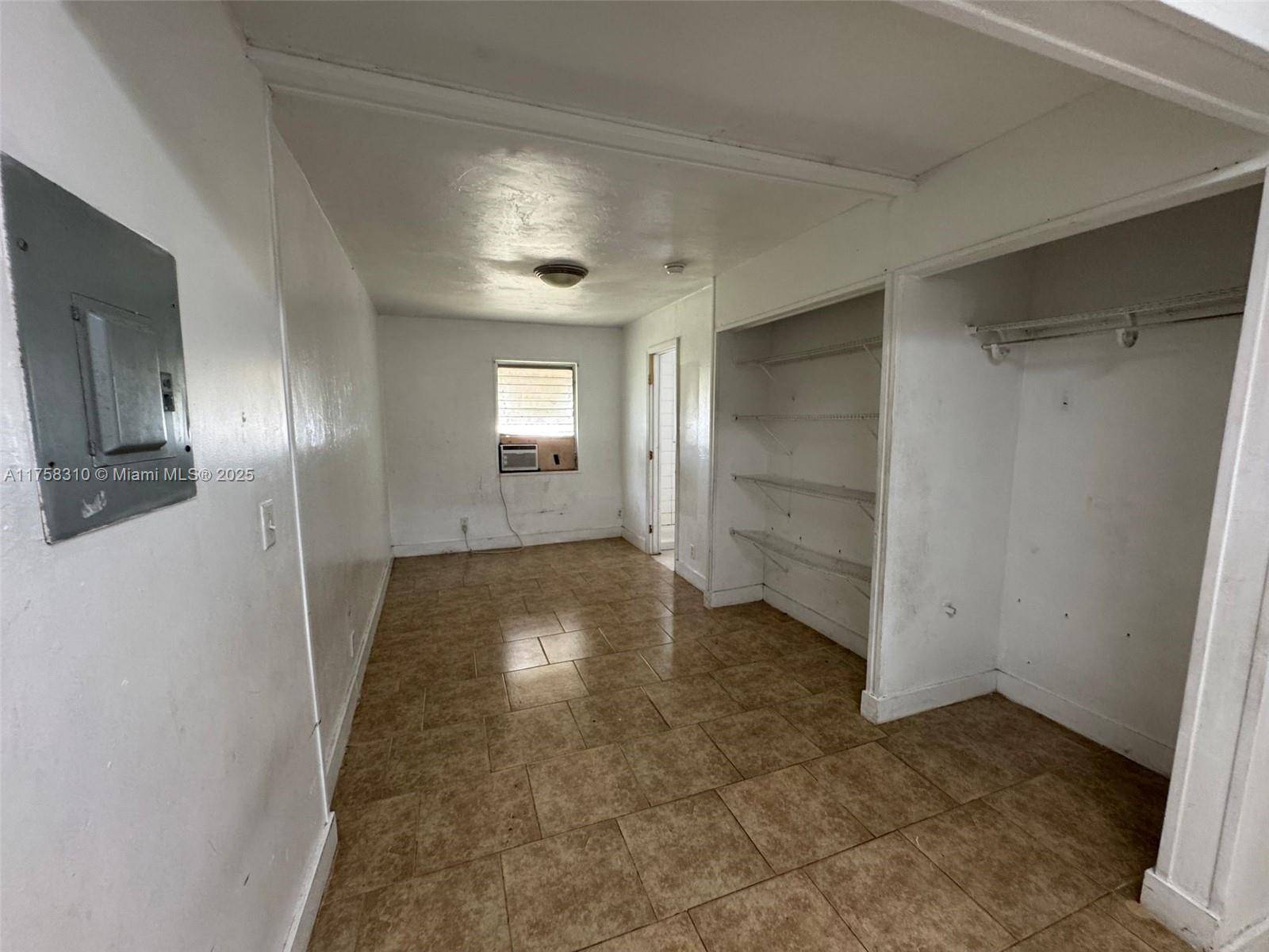 Miami, FL 33147,7305 NW 17th Ct #D