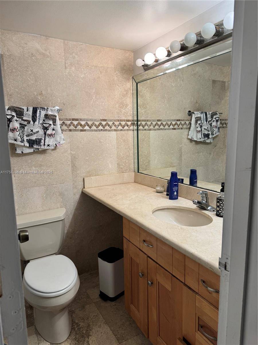 Doral, FL 33166,4460 NW 79th Ave #1D