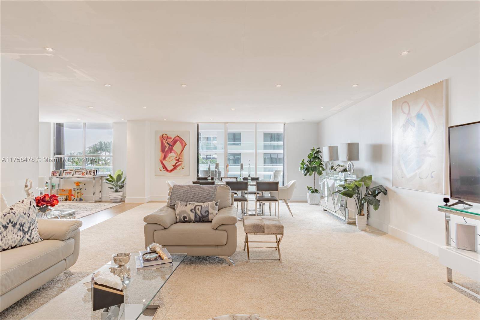 Bal Harbour, FL 33154,9801 Collins Ave #5D