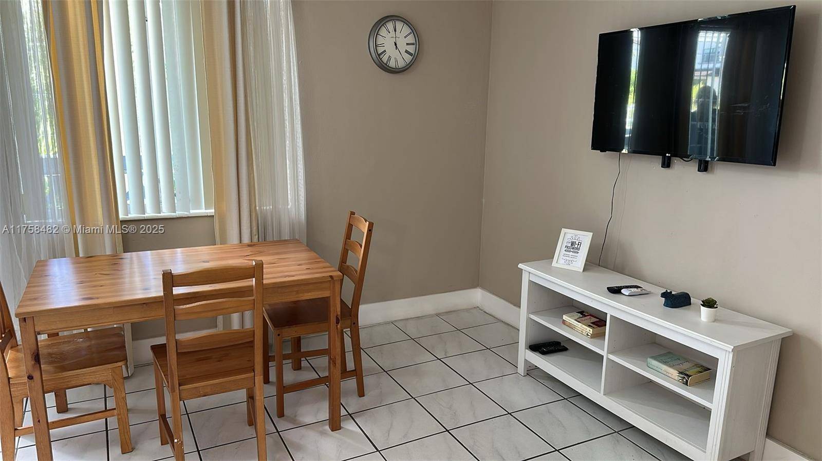 Fort Lauderdale, FL 33301,90 Isle Of Venice Dr #7