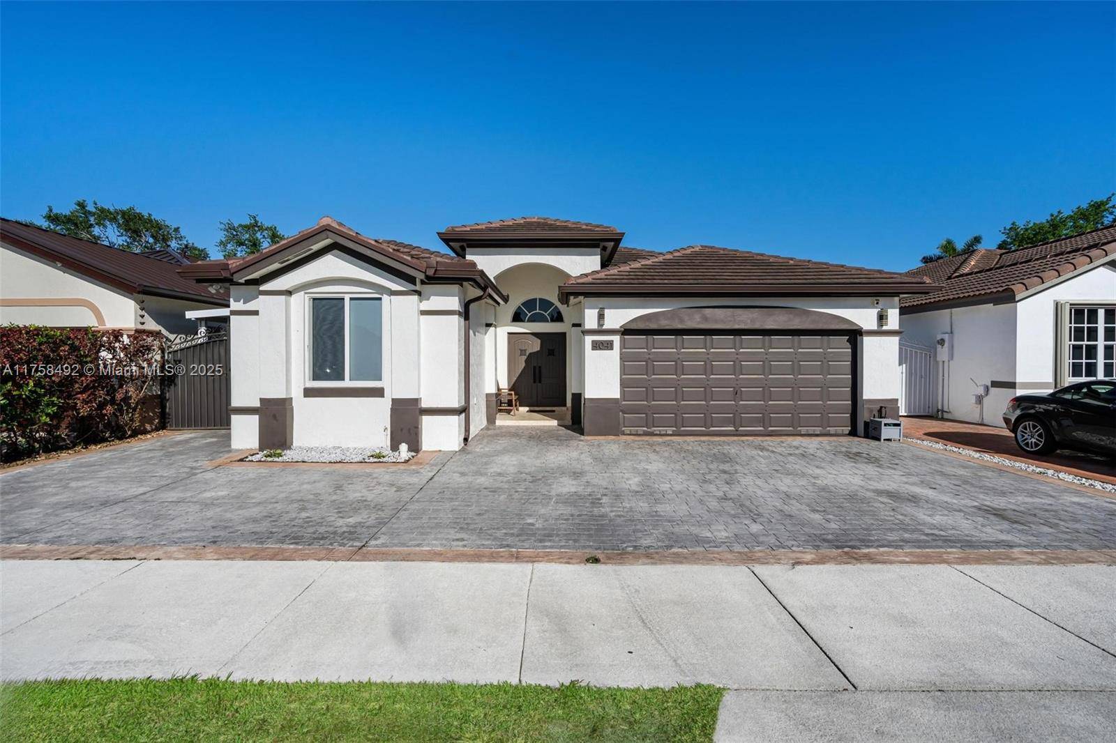 Miami, FL 33185,4041 SW 154th Ct