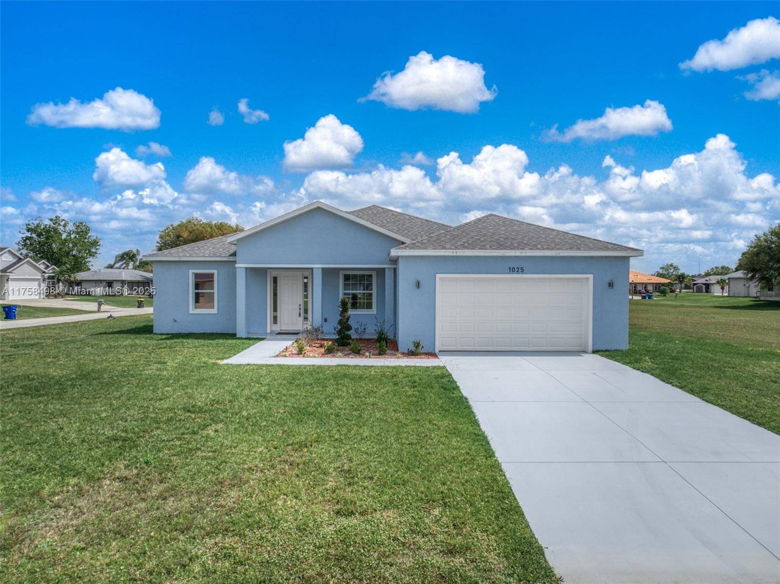 Sebring, FL 33876,1025 Greenway Ter #1025