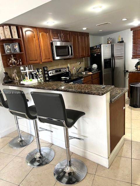 Miami, FL 33179,1663 NE Miami Gardens Dr #139