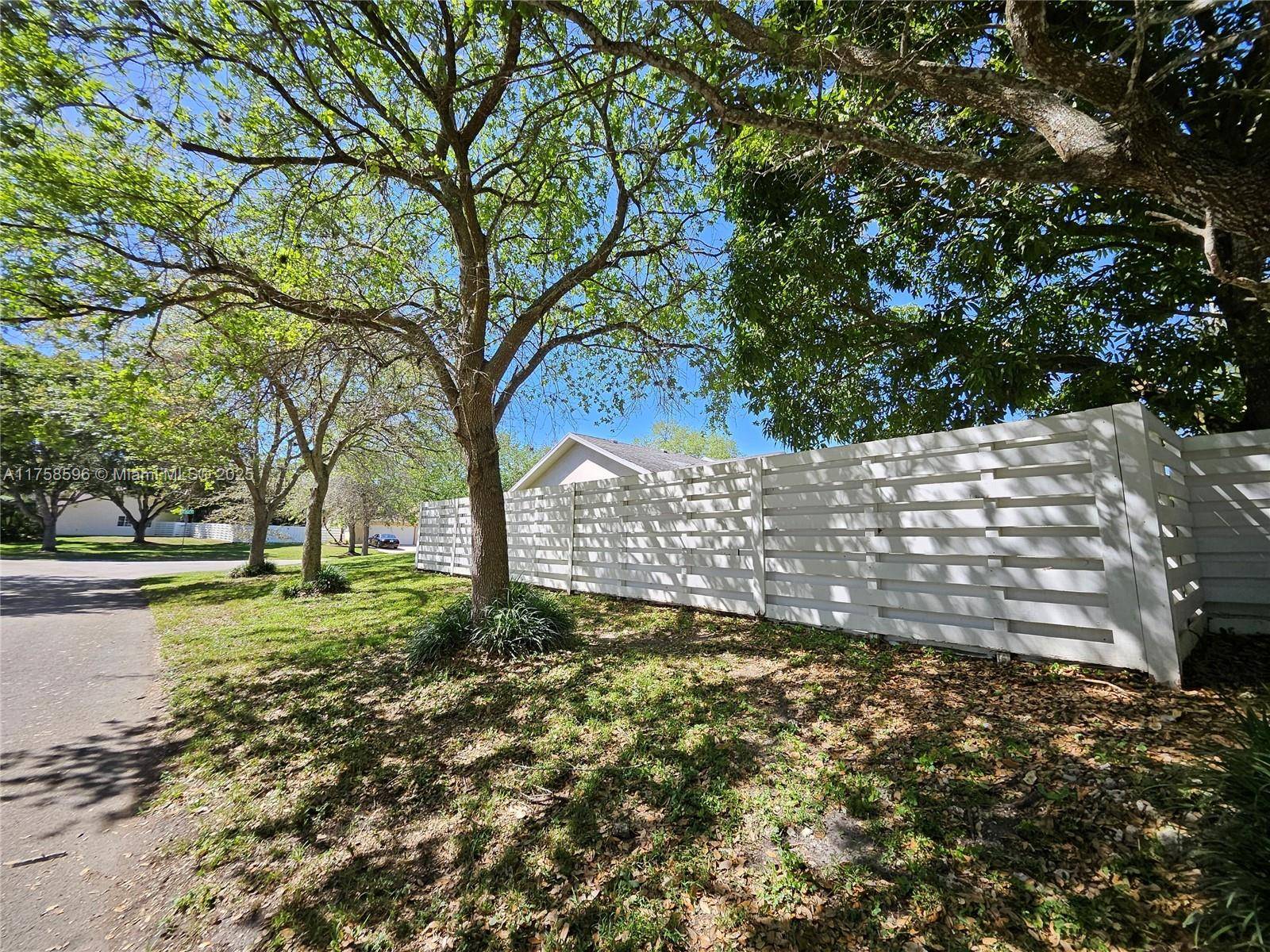 Miami, FL 33196,14863 SW 152nd Pl