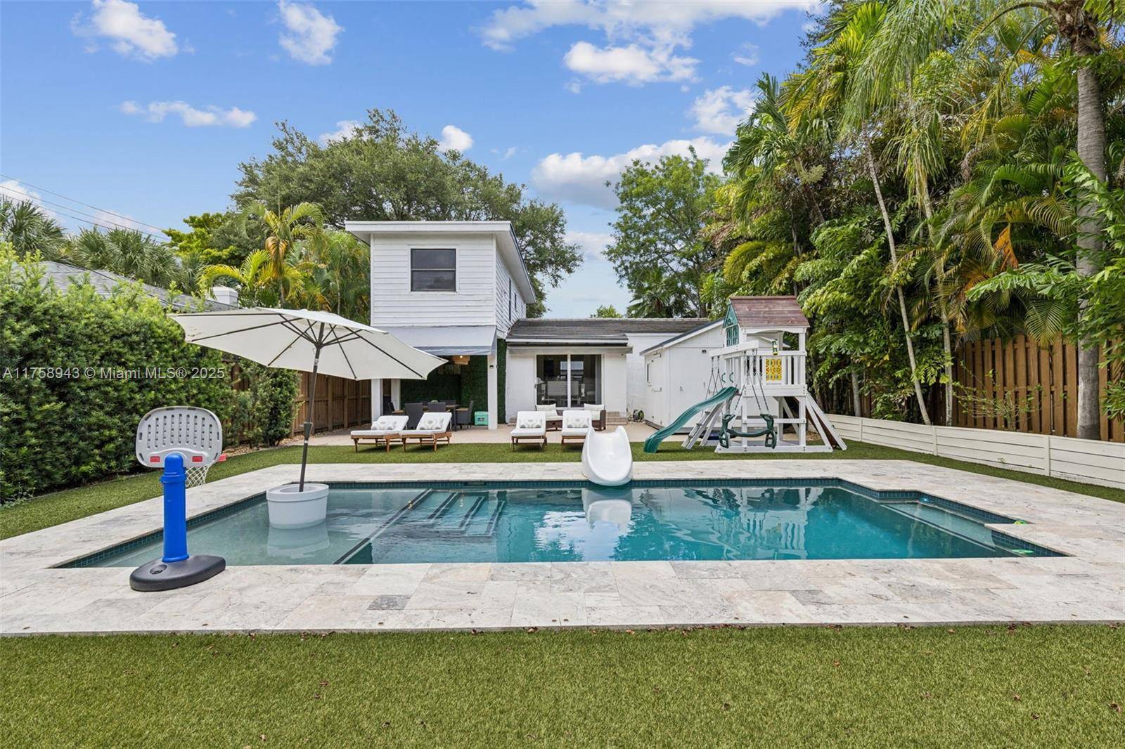 Fort Lauderdale, FL 33301,1606 SE 1st St