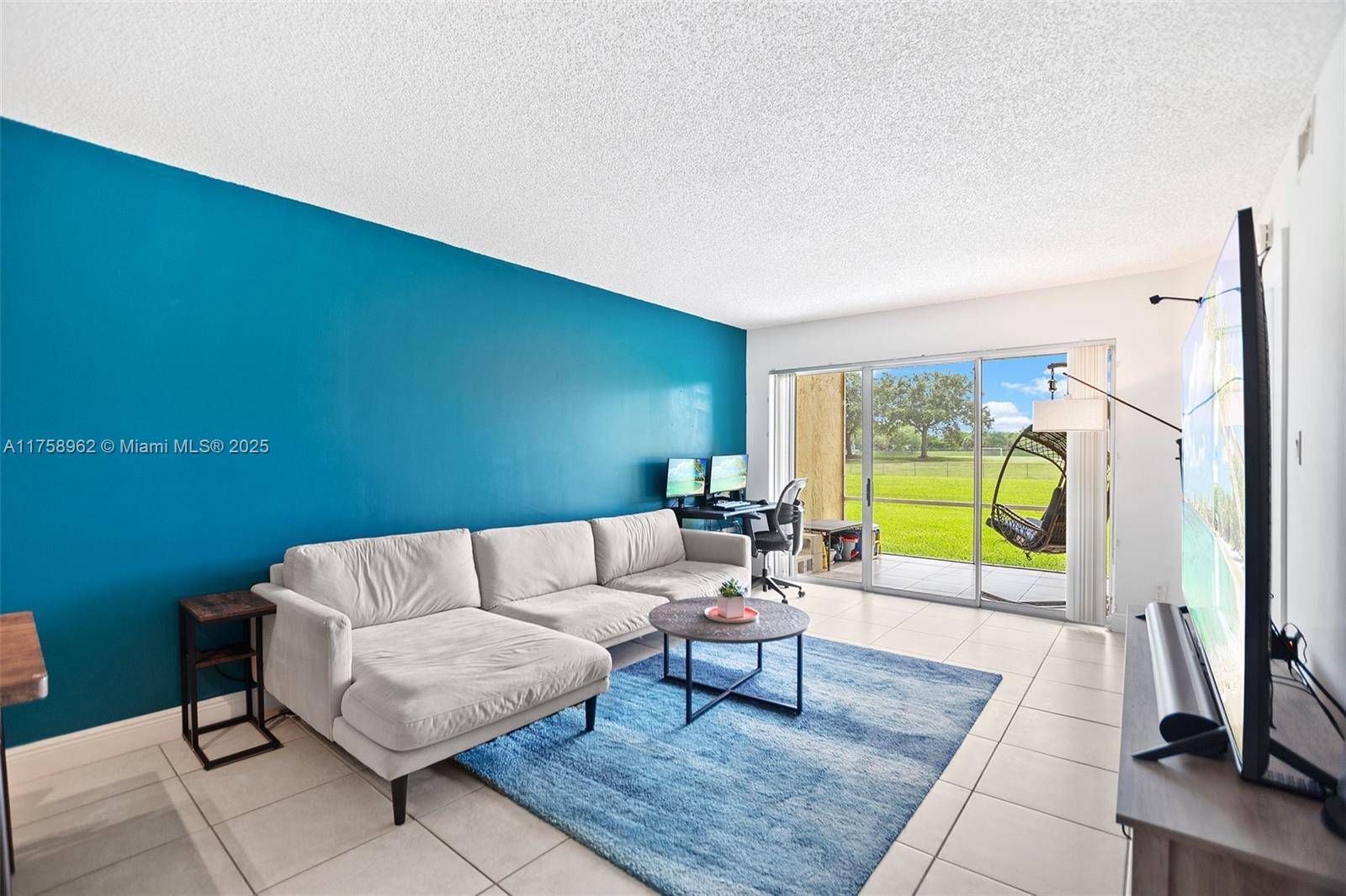 Coral Springs, FL 33071,997 Coral Club Dr #997