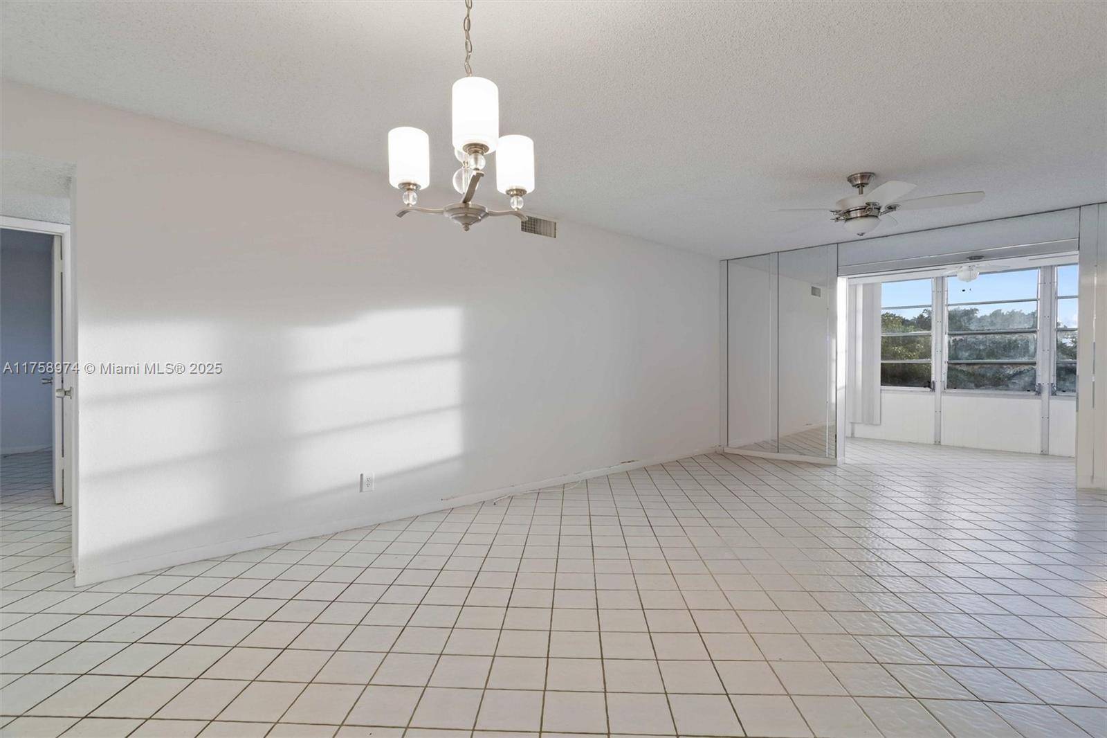 Boynton Beach, FL 33435,330 NE 26th Ave #4160