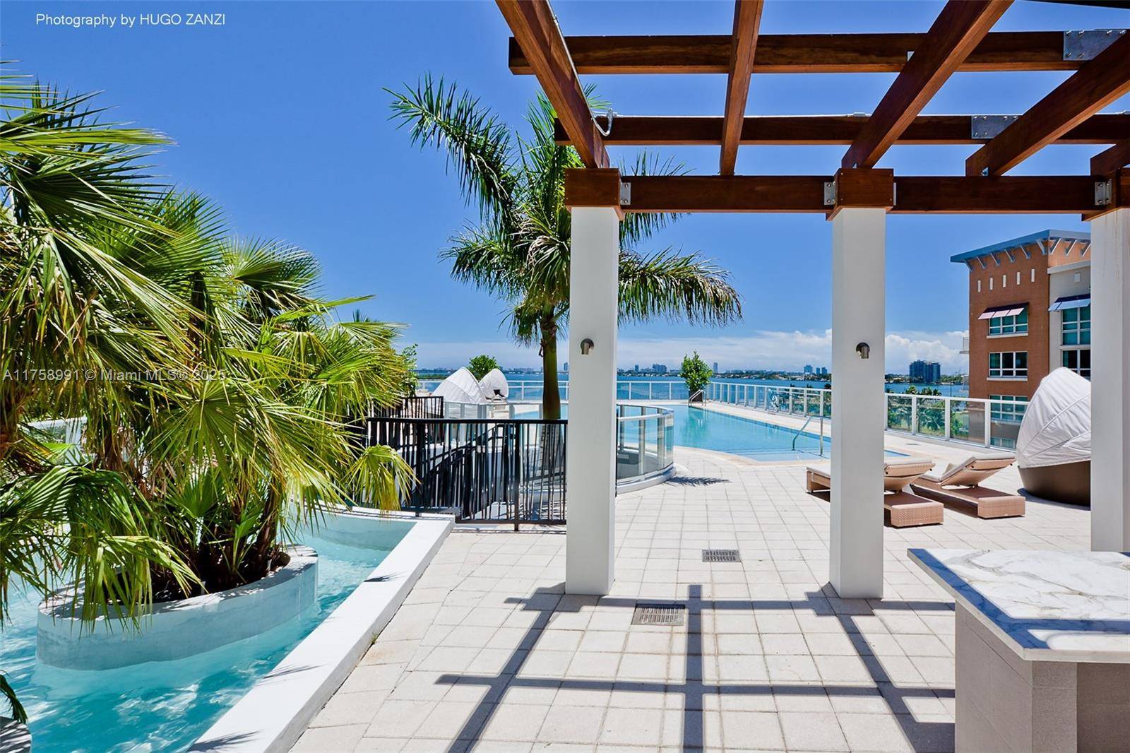 Miami, FL 33137,2020 N Bayshore dr #TH 104