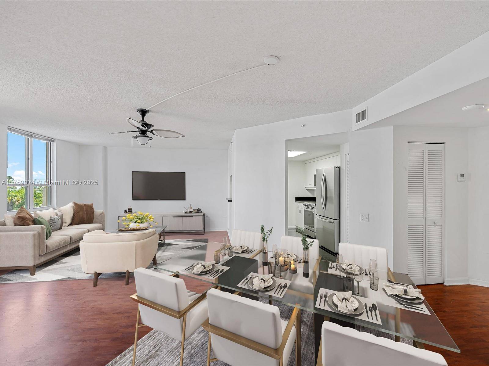 Miami, FL 33131,701 Brickell Key Blvd #507