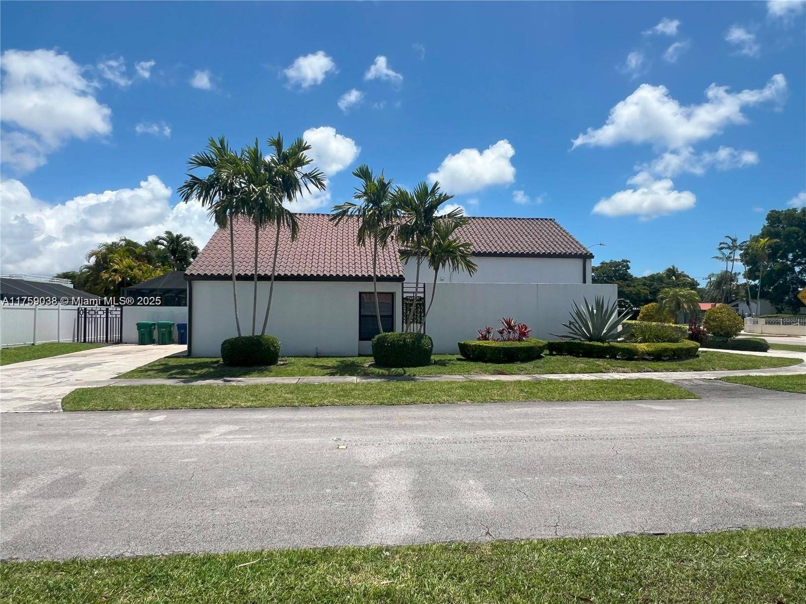 Miami, FL 33165,8735 SW 54th Ter