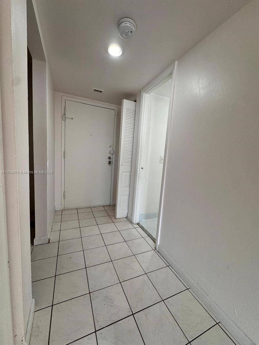Miami, FL 33169,484 NW 165th St Rd #A214