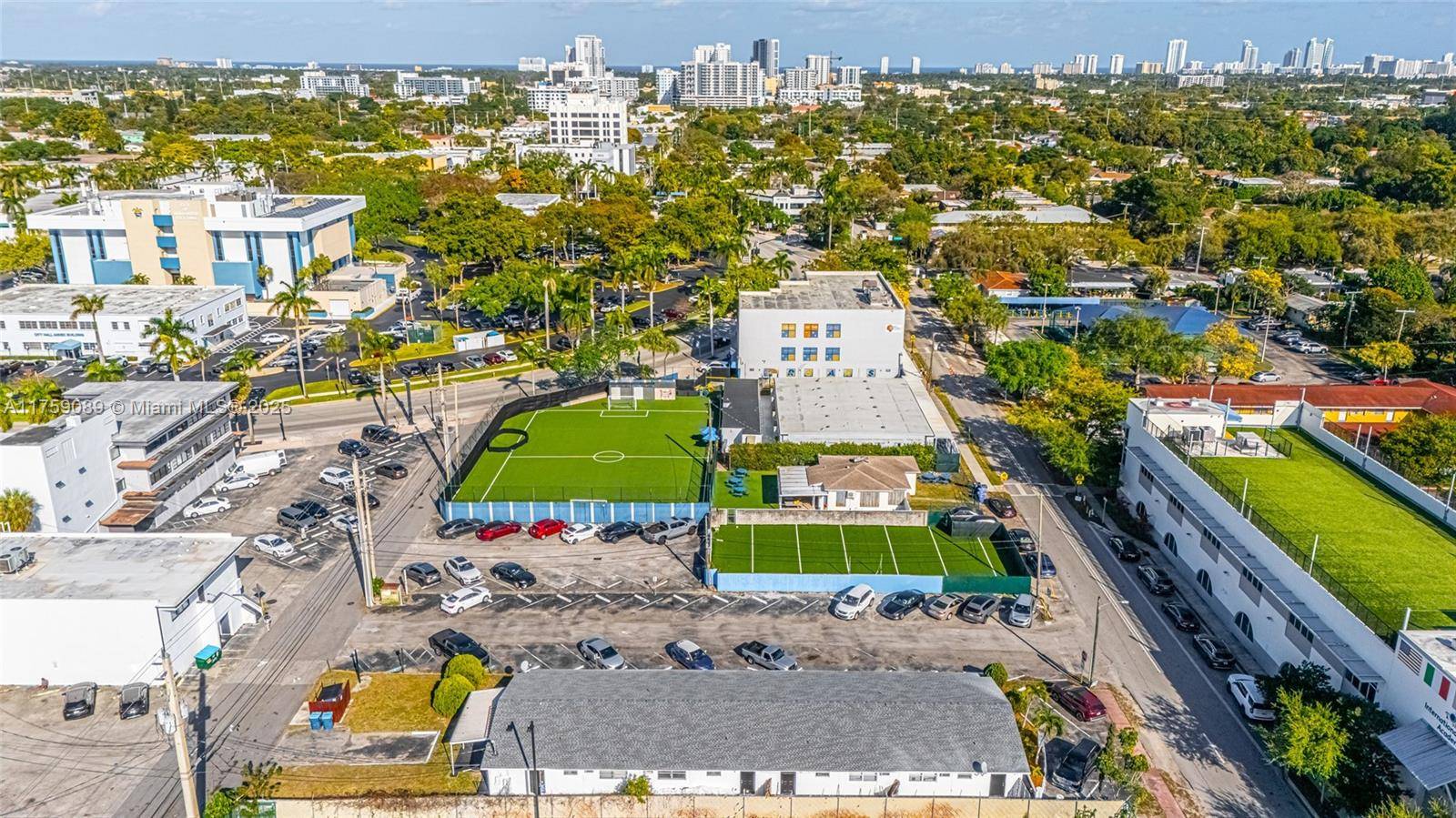 Hollywood, FL 33020,2649 Van Buren St #1