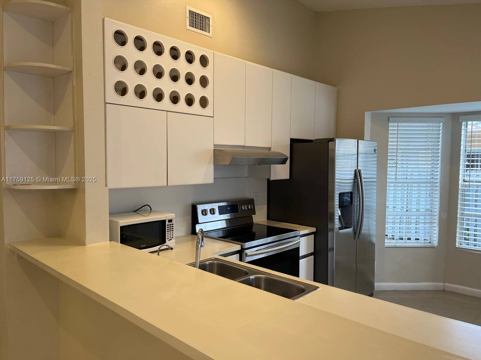 Weston, FL 33326,1294 Seagrape Cir