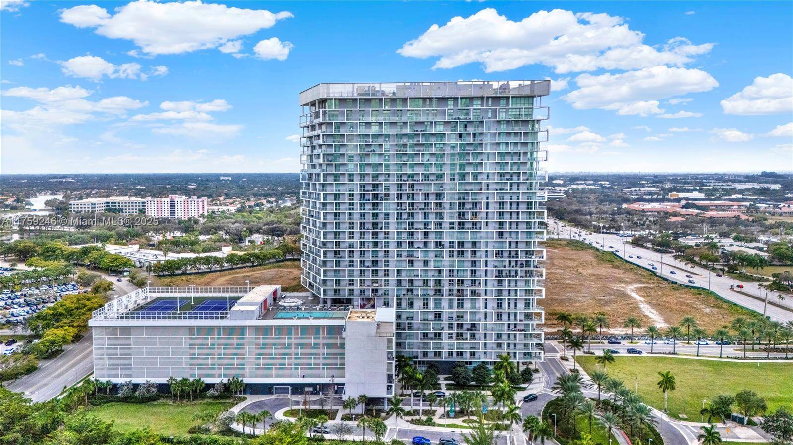 Sunrise, FL 33323,2000 Metropica Way #1806