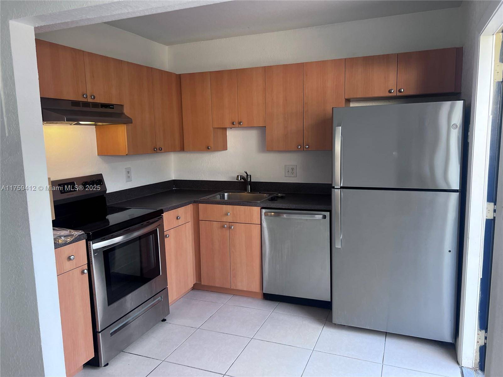 Plantation, FL 33317,4651 NW 9th Dr #4651