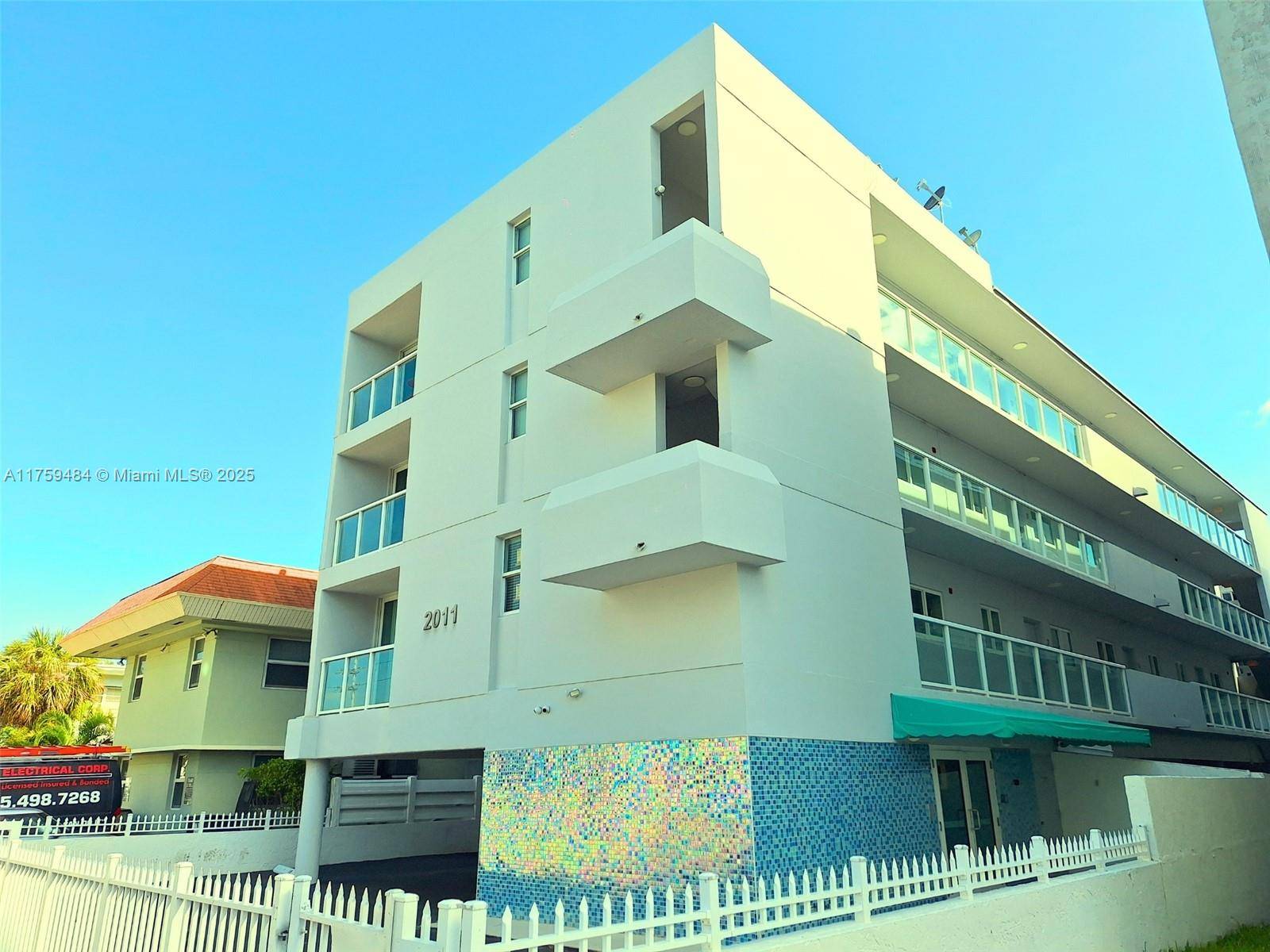 Miami Beach, FL 33141,2011 Bay Dr #1