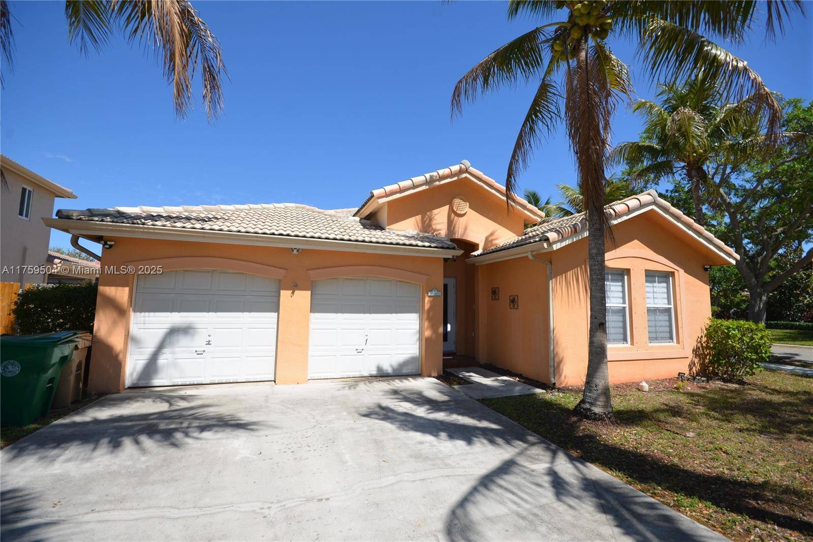 Davie, FL 33325,14065 S Cypress Cove Cir.