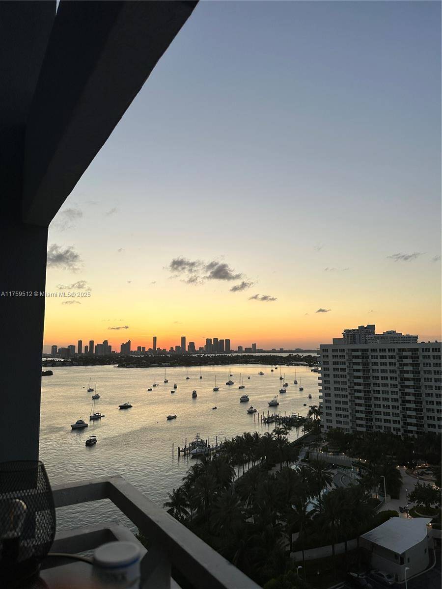 Miami Beach, FL 33139,1330 West Ave #1503
