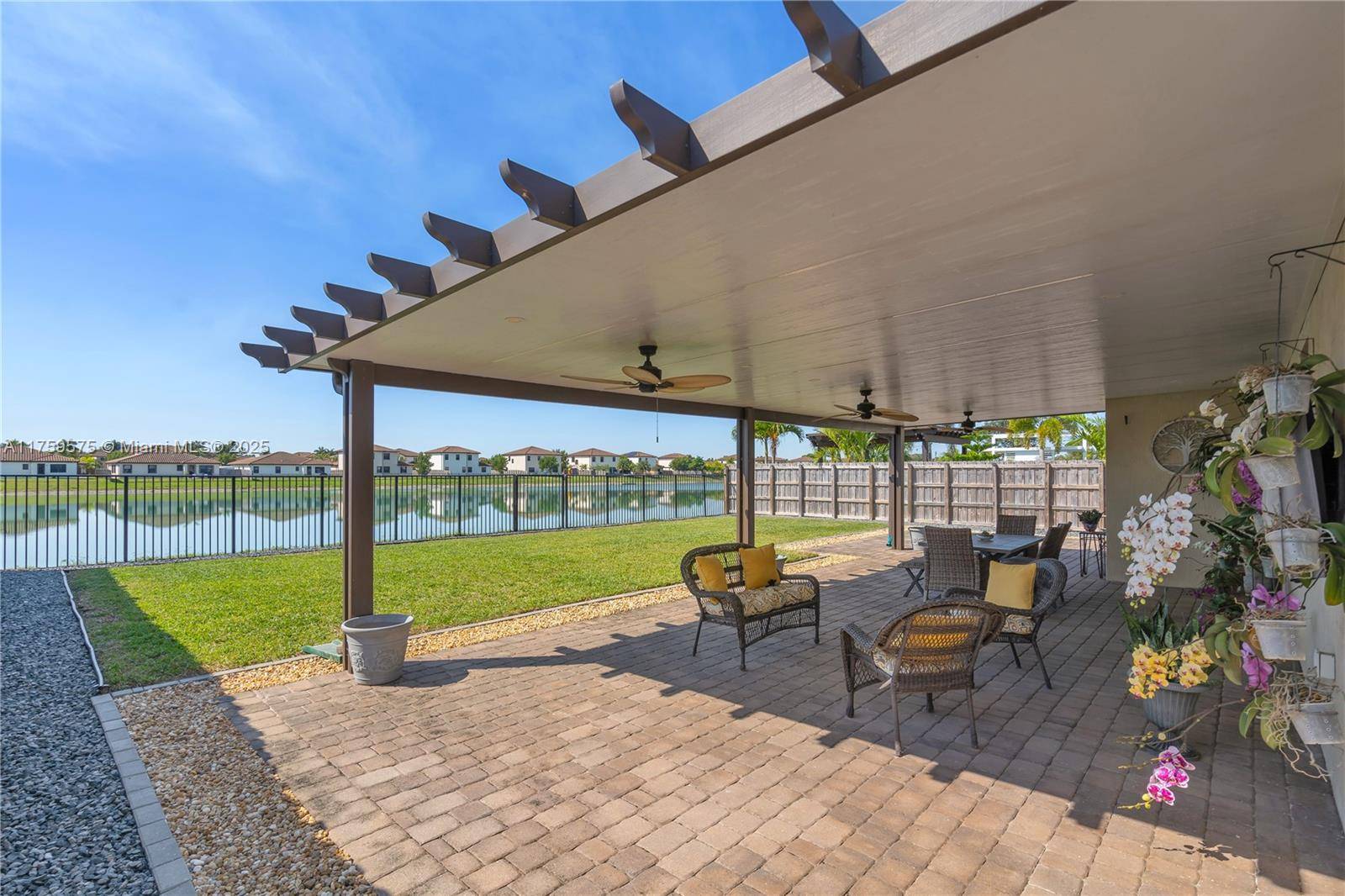 Homestead, FL 33033,2548 SE 1st St