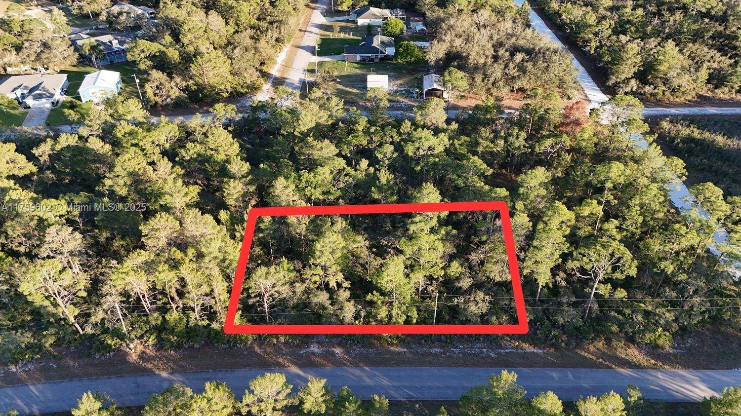 Lake Placid, FL 33852,929 BREEZY RD